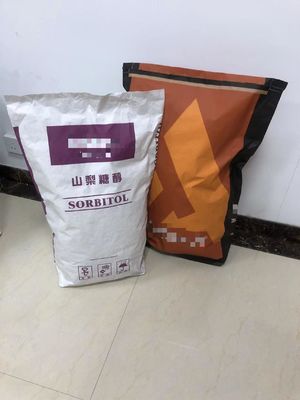 Sacos de papel de fundo branco com até 7 possibilidades de impressão a cores